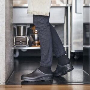 Blundstone All Terrain Clog Black 10.5 NWT